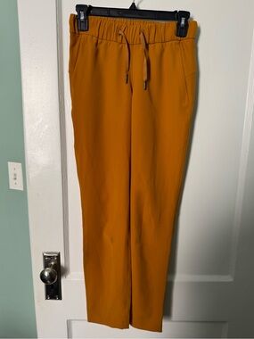 Lululemon On the Fly pants size 2